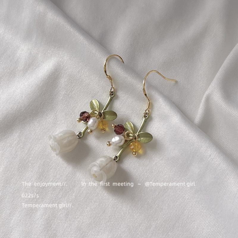 French retro style ~ Court handcrafted 925 silver needle, niche design sense lily of the valley earrings, women's Yiwu jewelry earrings Specification drawing