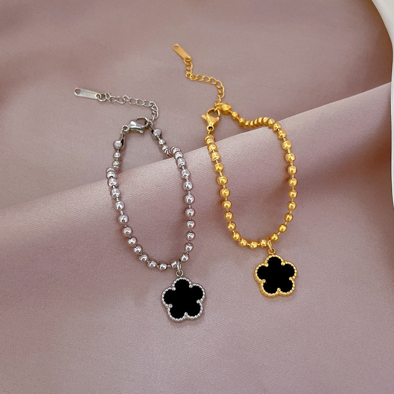 【 All-titanium Steel 】 Dongdaemun's unique and elegant forest-themed cold style five-leaf clover round bead bracelet, a retro female Internet celebrity Specification drawing