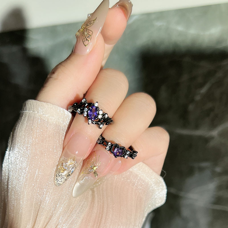 Cross-border European and American gothic dark style with purple diamonds, unique open ring, neutral style, spicy girl, high-end index ring full figure