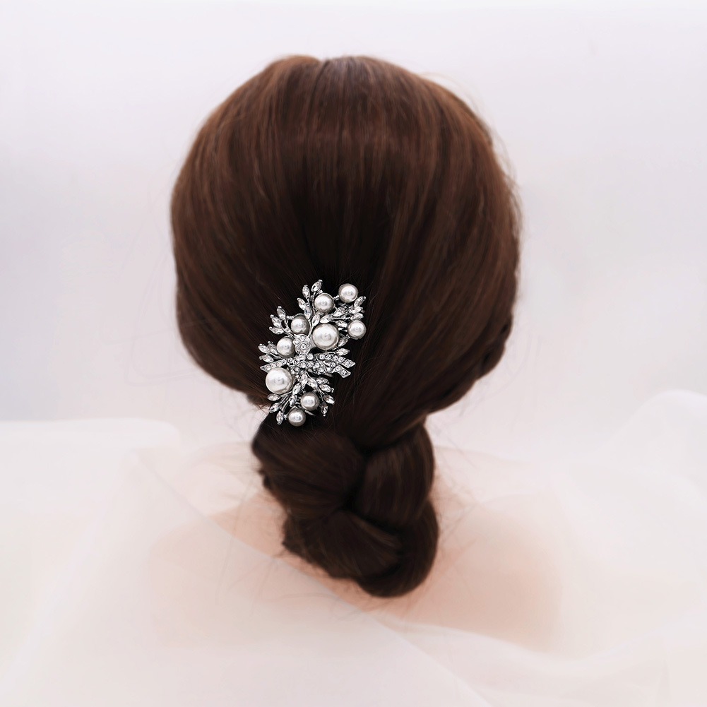 Cross-border factory supplies European and American bride accessories, light luxury and retro water diamond combs, large and small pearl personalized combs and hair accessories details Picture
