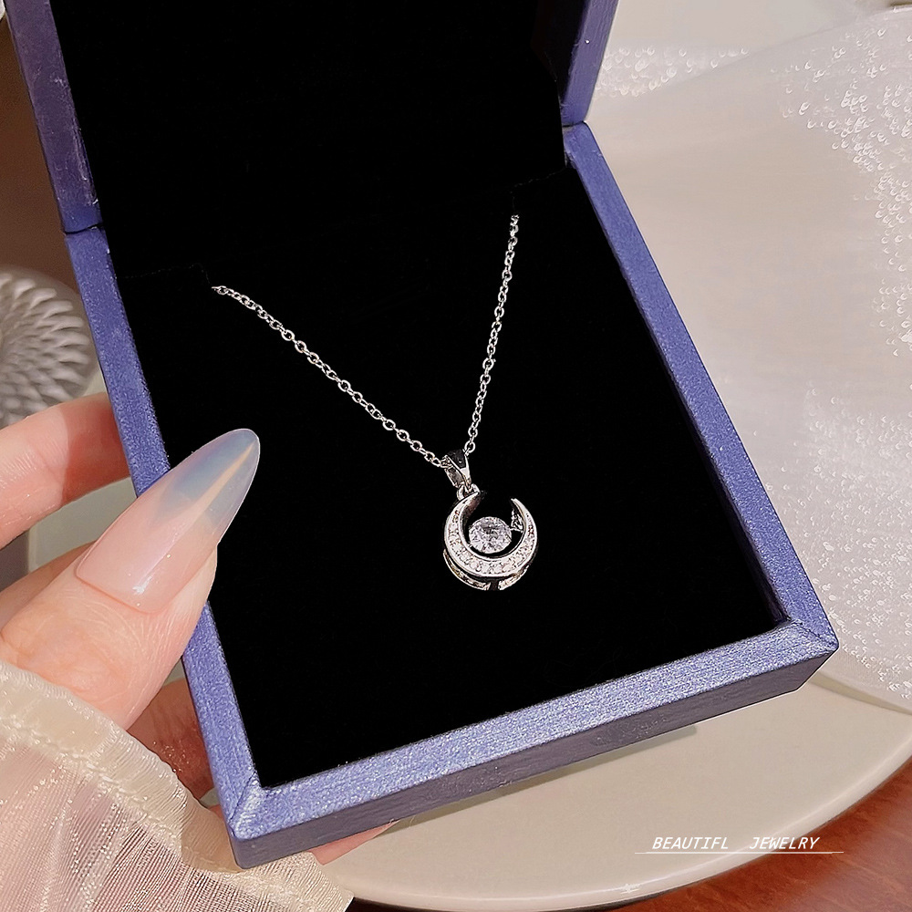 Moon necklace, light luxury and niche sweater chain accessory, women's pendant, versatile ins Maillard collarbone chain accessory Specification drawing