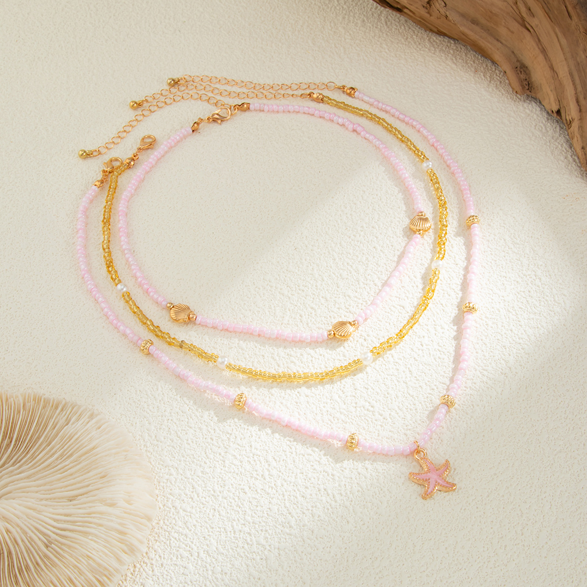 European and American cross-border jewelry, beach personalized oil-dripping little starfish pendant necklace, Bohemian rice bead beaded necklace Application Scenario