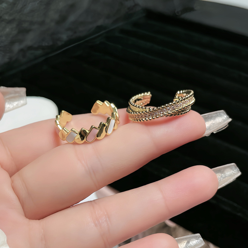 Sweet and cool girlish pink diamond zircon open ring, a unique and exquisite cross-cold style design for women details Picture
