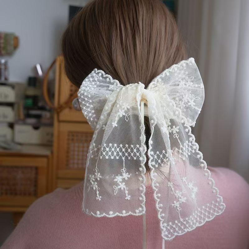 A new semi-tied hair tie accessory with super fairy lace, bow and ribbon, and a sweet and elegant style for young girls Specification drawing