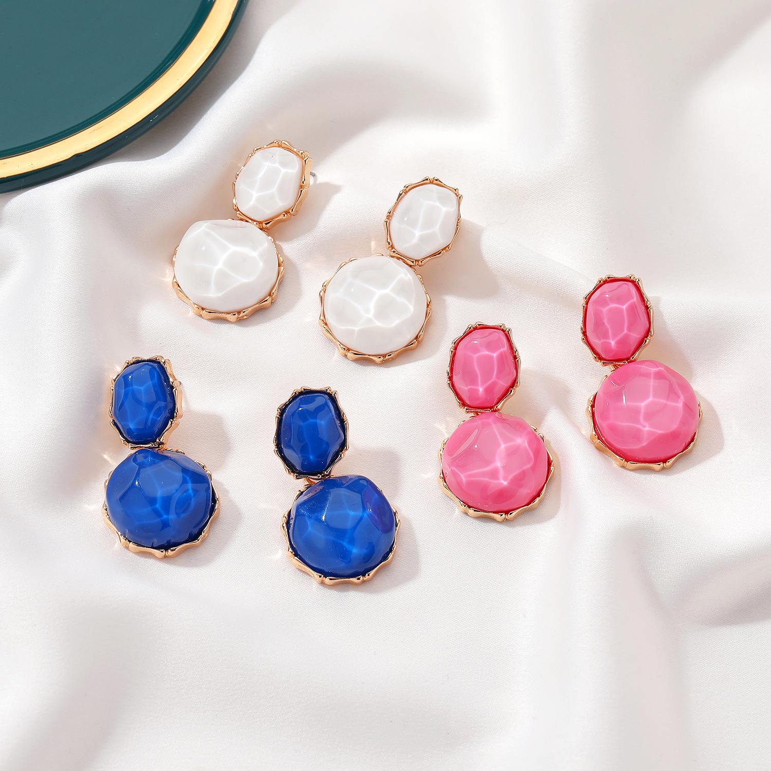 European and American InS-style irregular round earrings, Japanese and Korean fresh pink peach earrings, cross-border accessories details Picture