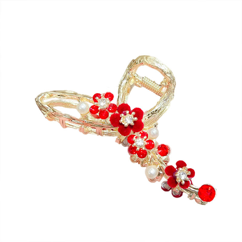 New high-end red velvet plum blossom hair clip, elegant and feminine, medium-sized updo shark clip accessory at the back of the head Item Picture