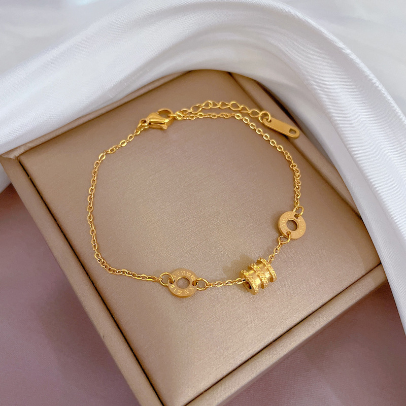 【 All-titanium Steel 】 Dongdaemun's unique round plate waist letter chain bracelet, a retro best friend of a female Internet celebrity Specification drawing