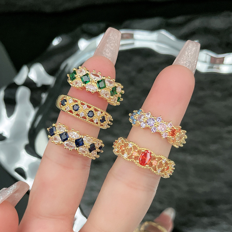 French retro Western Regions lace hollowed-out colored diamond open ring, feminine, niche design sense, light luxury and exquisite ring details Picture