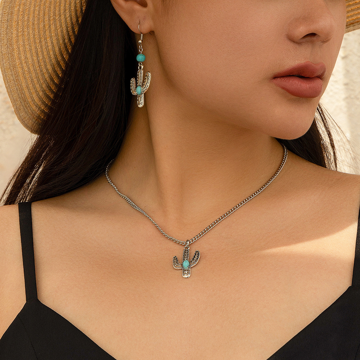 European and American cross-border vacation ethnic style turquoise coconut tree necklace simple threaded heart necklace jewelry set details Picture
