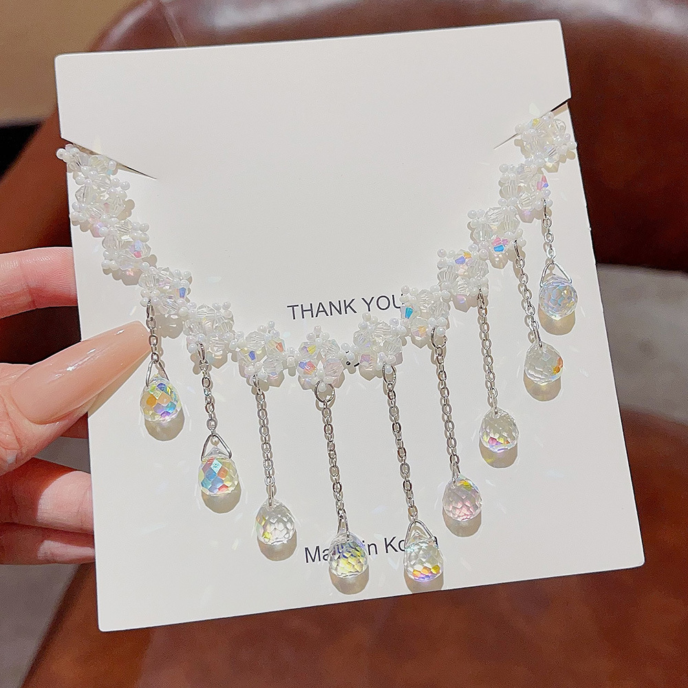 European and American niche accessory design sense crystal tassel necklace, trendy and fashionable neck chain, elegant new sweater chain necklace Specification drawing