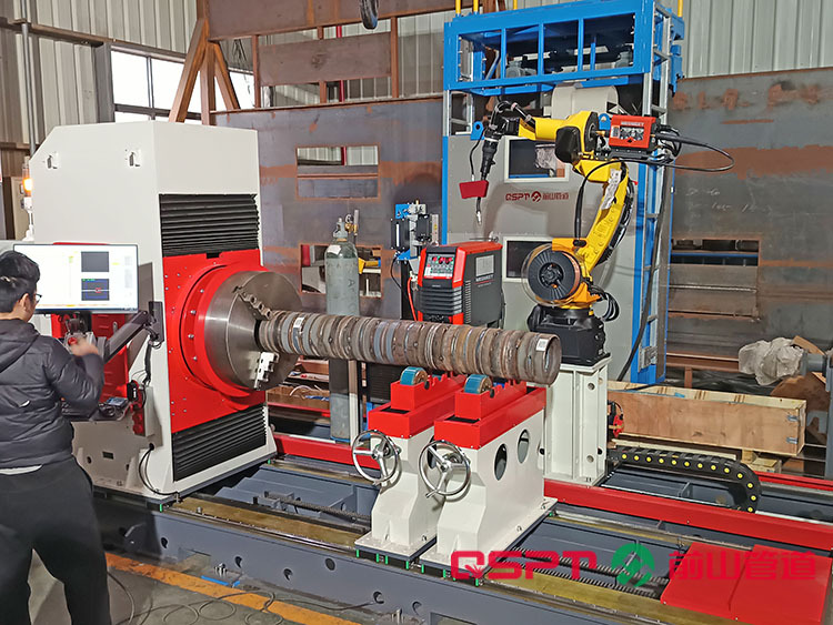 The automatic pipe welding robot has a high degree of automation and can achieve multi-weld seam welding undefined