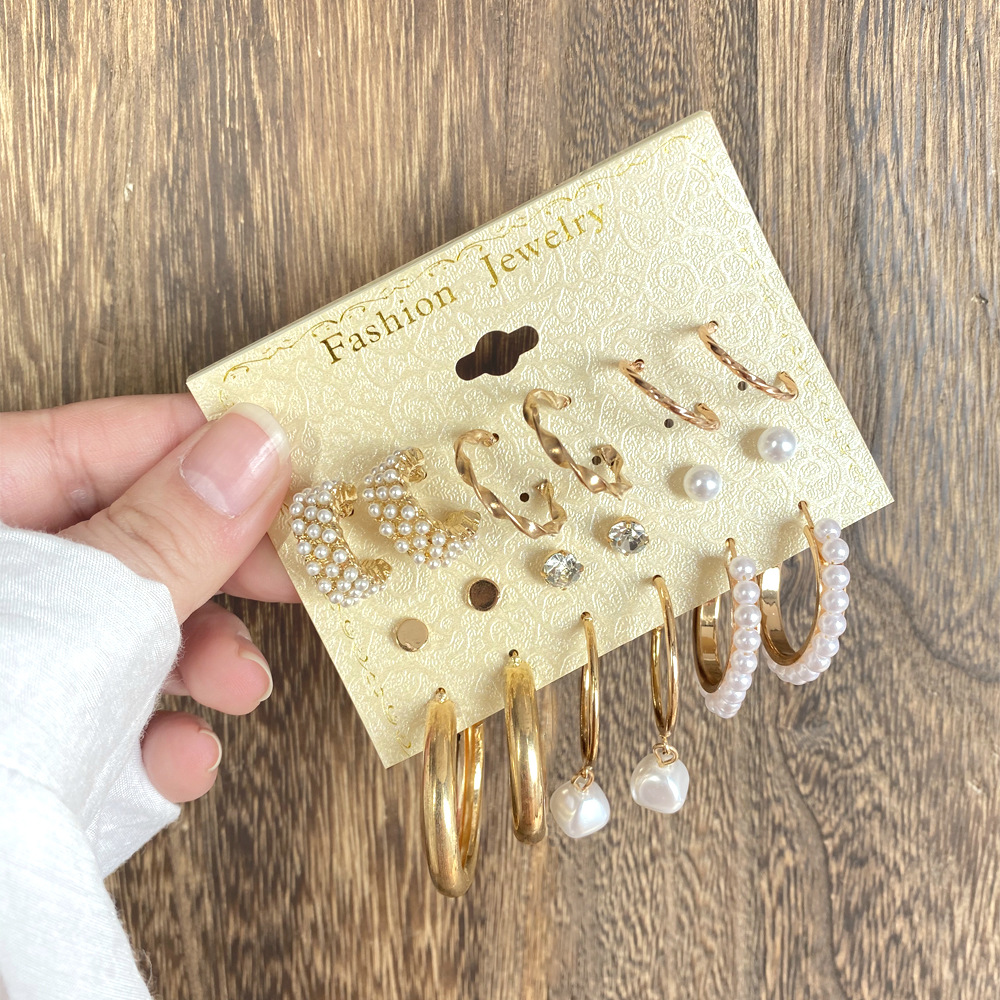 French retro gold earring set of 9 pieces, new European and American cross-border pearl-inlaid women's earrings and stud earrings Application Scenario