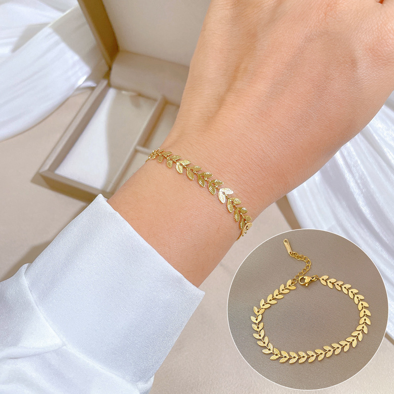 【 All-titanium Steel 】 Dongdaemun Minimalist style Leaf Unique chain bracelet Female Internet celebrity retro best friend full figure