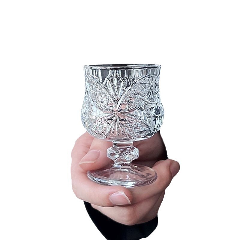 Six mini ins high-footed engraved wine glasses, one or two small wine glasses, vintage wine glasses, one 50ml glass for household use Item Picture