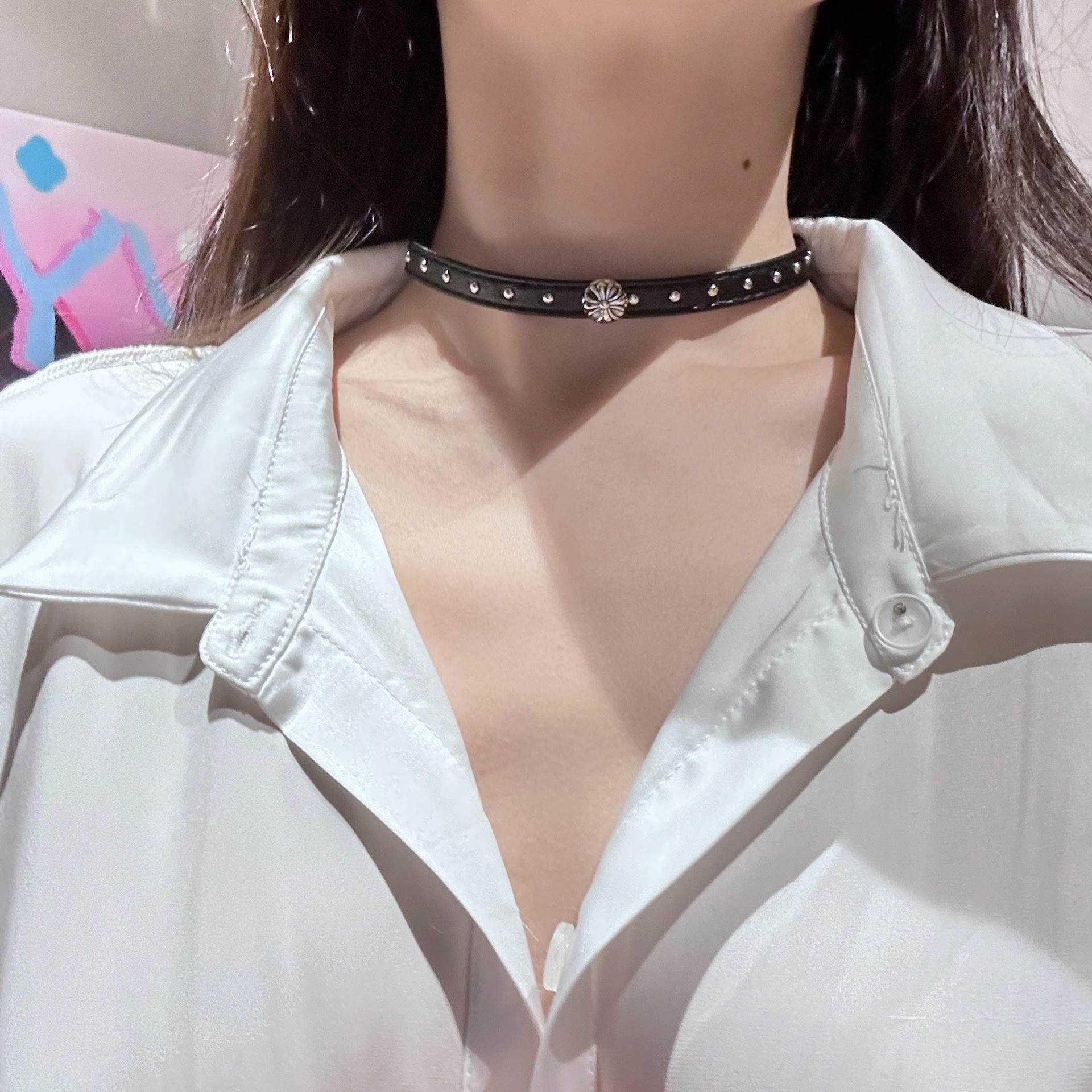 New choker punk leather necklace, dark style collar, short Red Cross frame, new style Specification drawing
