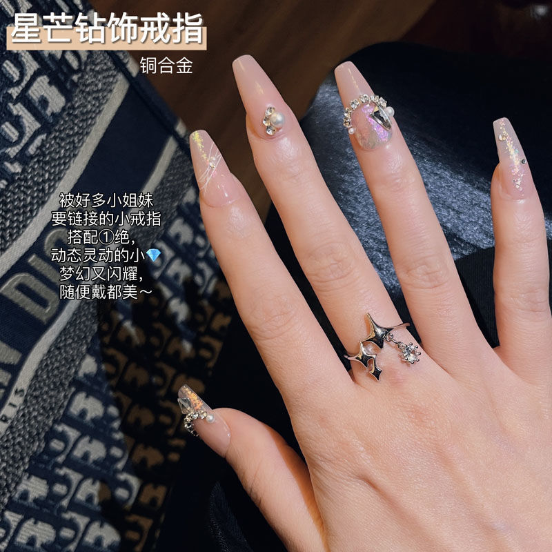 A niche design of light luxury starlight Zircon fashion open-top ring, with a unique and versatile personality, and an ins-style cold style index finger ring trend Specification drawing