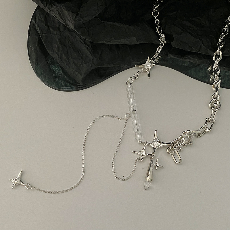 Millennium Spice Girl necklace, a niche design for women, sweet and cool accessory, collarbone chain, cool and simple sweater chain Specification drawing