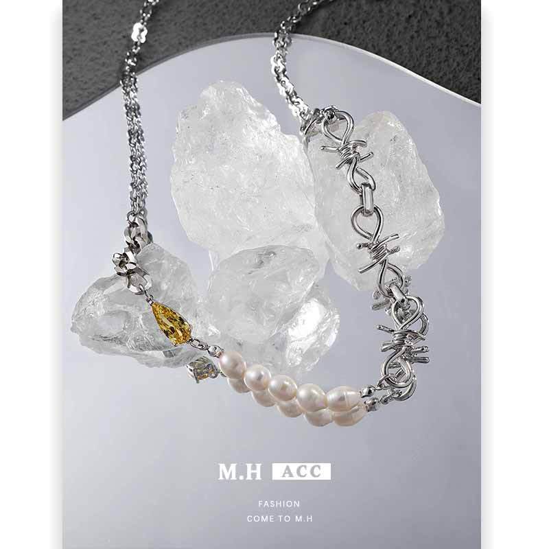 Natural pearl thorn necklace for women, exquisite, sweet and cool design, simple sweater chain, individual temperament, versatile wholesale accessories full figure