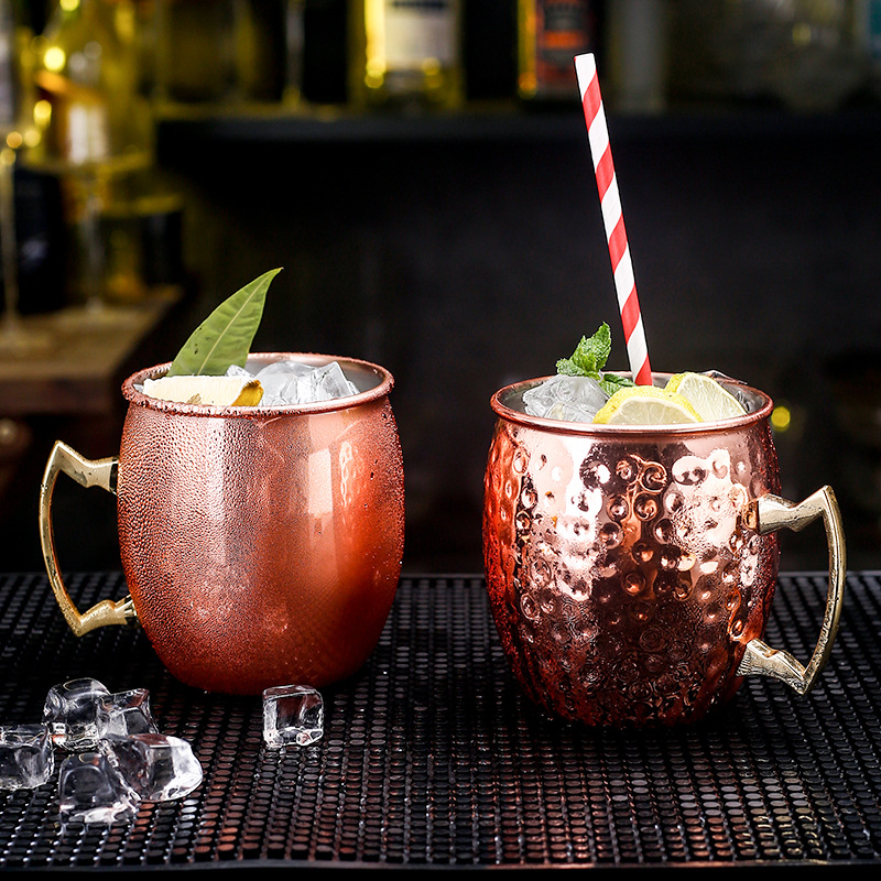 Stainless steel cocktail metal wine glasses, bar cups, hammered copper cups, moscow mule cups details Picture