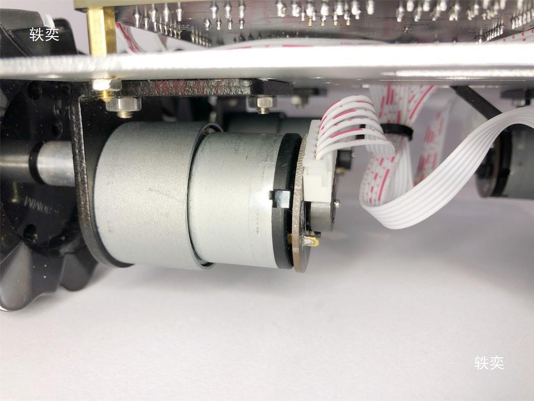 Encoded motor closed-loop McNamm wheel trolley chassis McNamm wheel trolley engineering training logistics handling Specification drawing