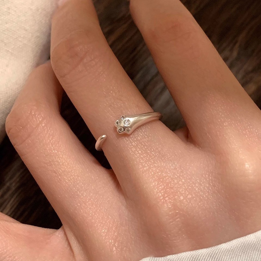 Korean cat-paw zircon ring for women, simple and elegant style index finger ring, niche design, cute and sweet open ring trend full figure