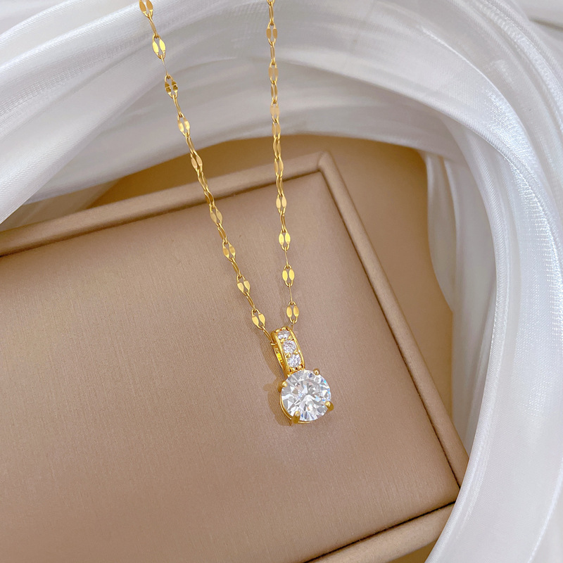 【 Titanium Steel 】 Light luxury slightly inlaid real gold simple zircon necklace for women, new collarbone chain with a light luxury and niche design sense details Picture