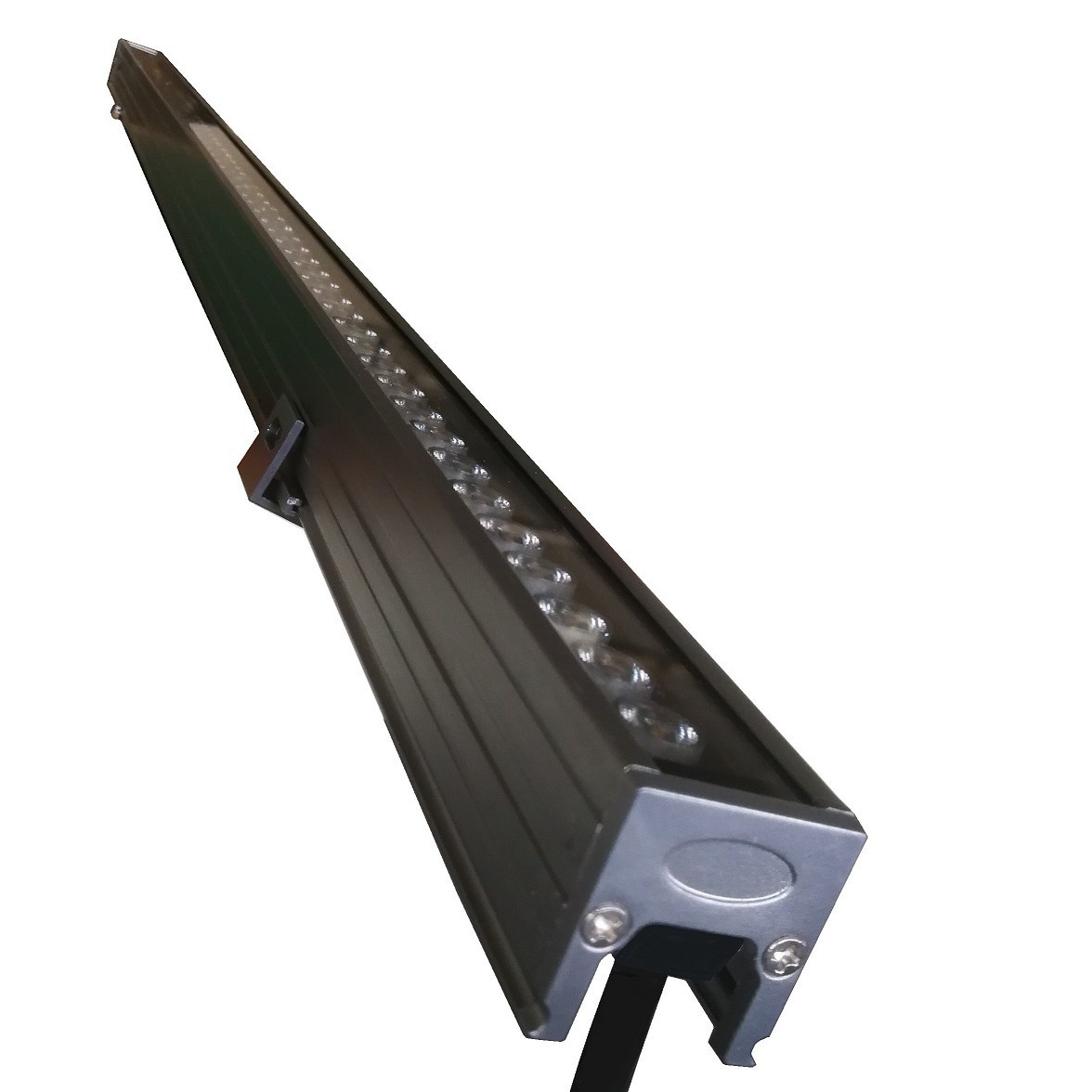 Low-power, angled outdoor wall, garden bridge, single-color and color dmx512 aluminum LED wall-washing light Application Scenario