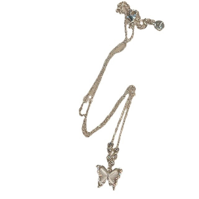 A new Chinese-style cat's eye stone butterfly necklace for women, a light luxury and niche Chinese-style collarbone chain and necklace choker Item Picture
