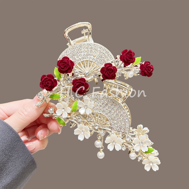 Rose tassel clip women's 2024 new high-end ancient-style hair clip at the back of the head shark clip headwear Application Scenario