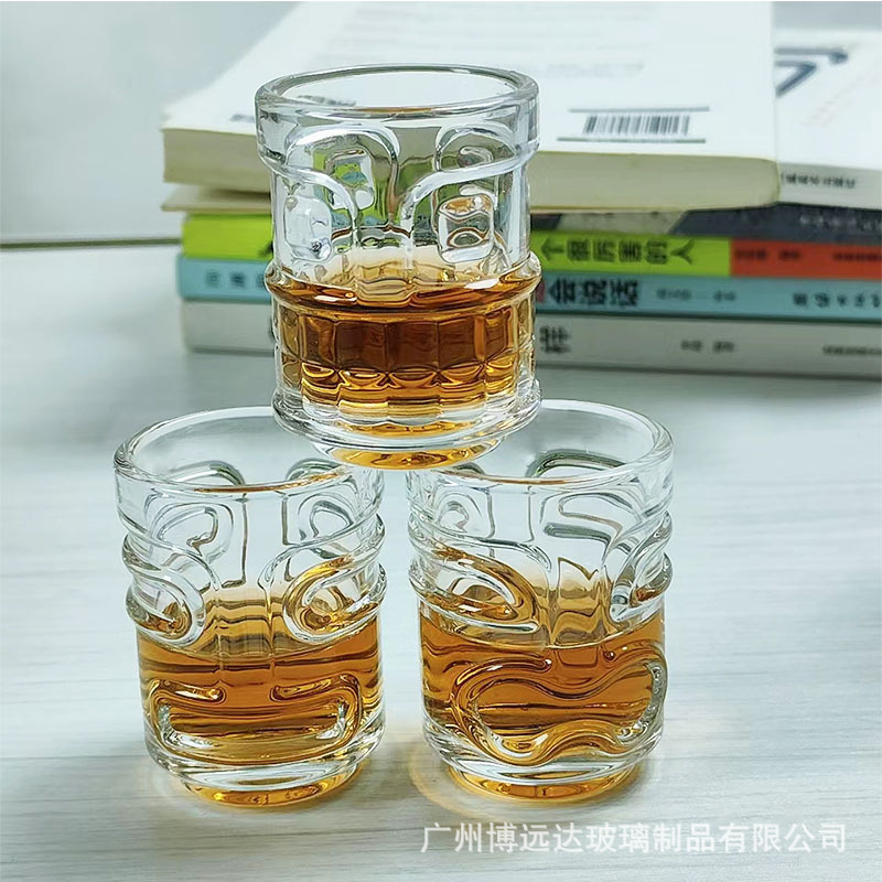 Creative mini mask bullet cup, household white spirit cup, one-sip cup, Tiki small wine glass, ghost face cup, glass spirits cup full figure