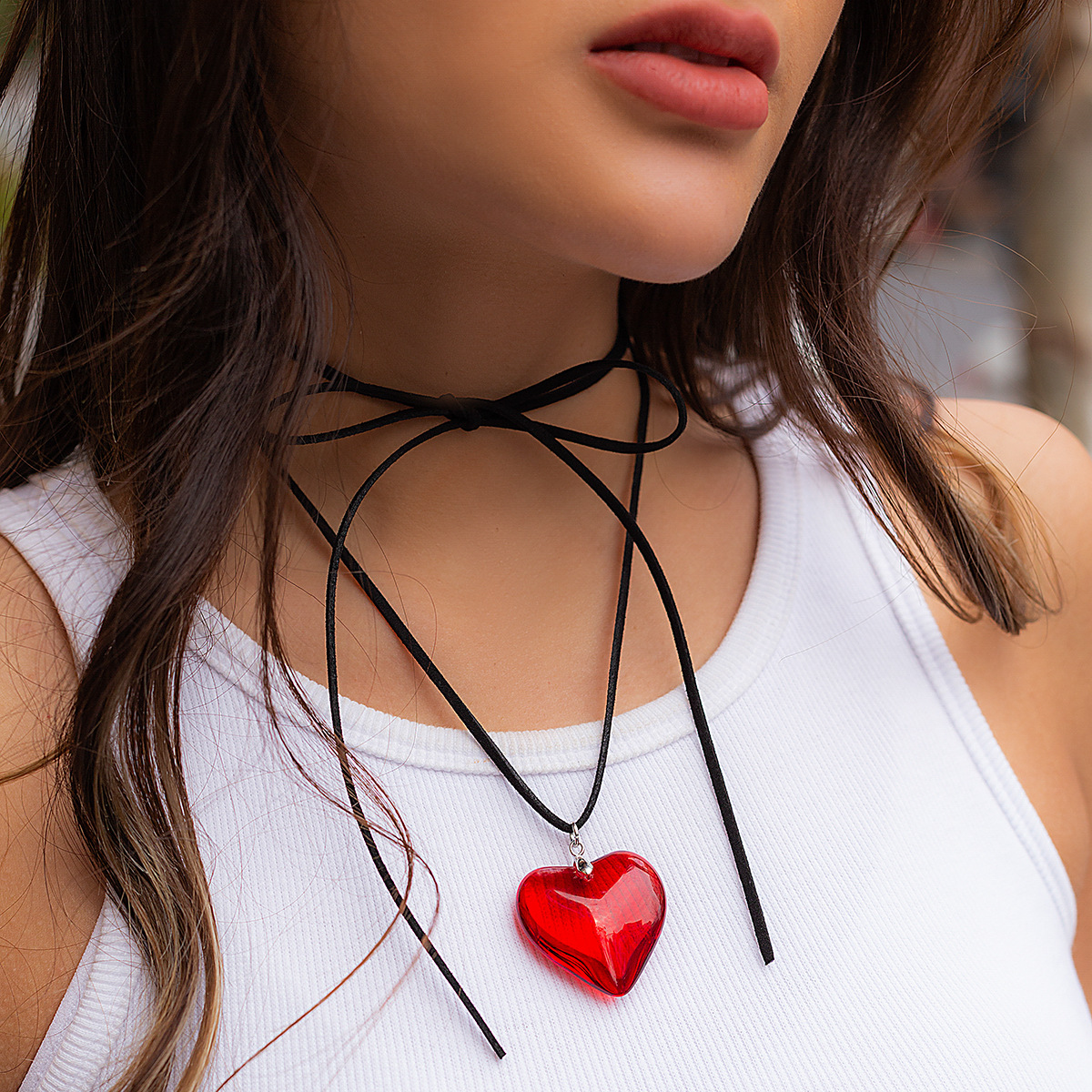 European and American cross-border jewelry, pull-out adjustable wax thread choker necklace, simple alloy large heart pendant necklace details Picture
