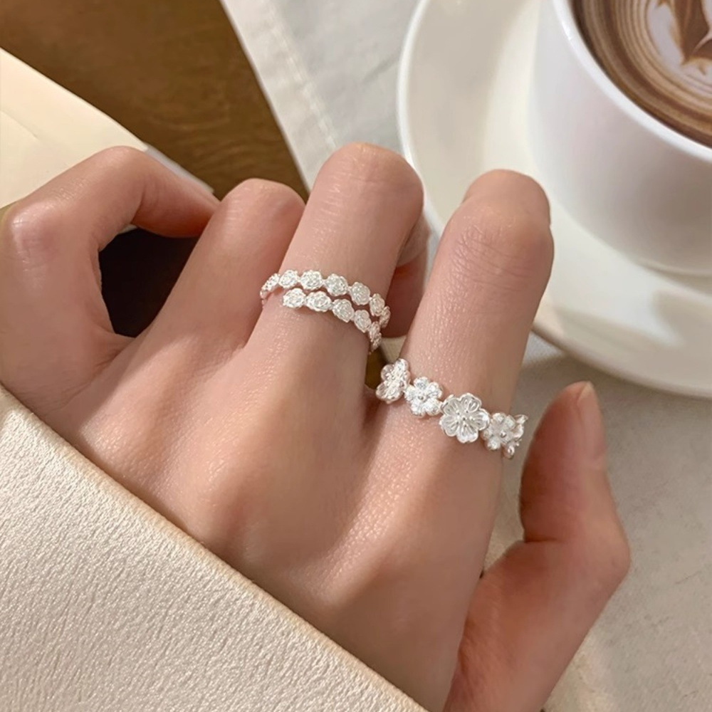 925 sterling silver flower ring, a unique, simple, high-end and fashionable Korean index finger ring, a bestseller for spring and summer Application Scenario