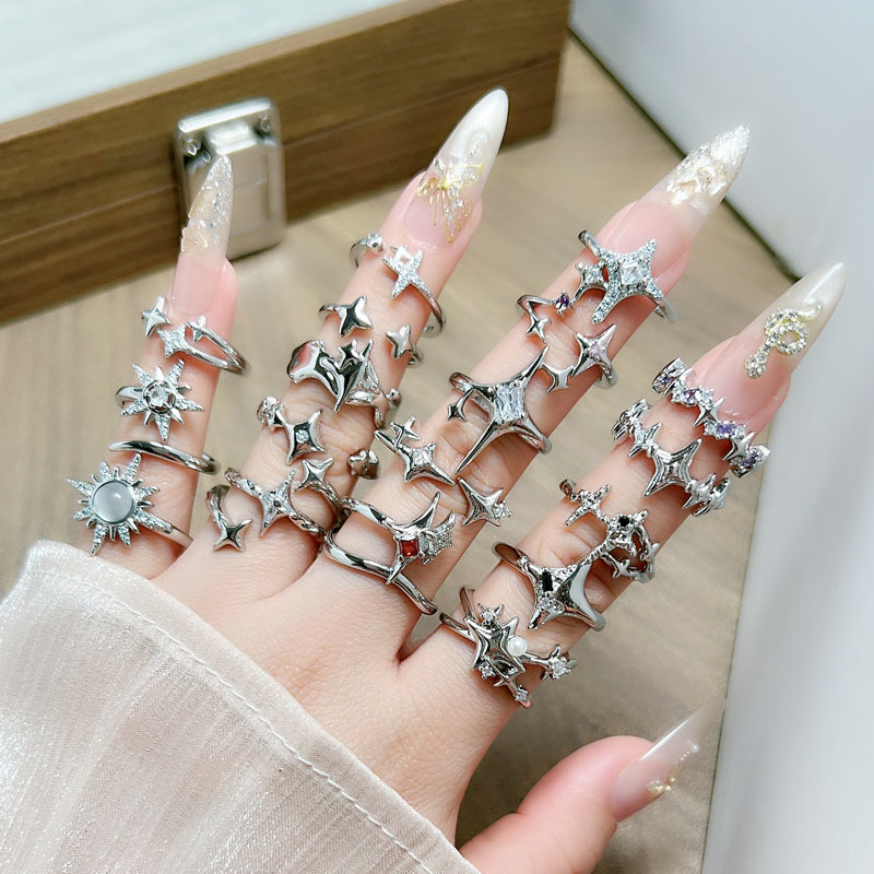 Minimalist irregular starlight style punk androgynous open ring, versatile for women, and a niche stacked index finger ring full figure