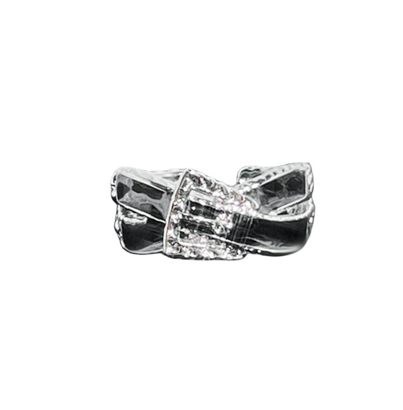 This is a unique, irregular, fashionable and versatile index finger ring with a dark and distinctive punk style for women Item Picture