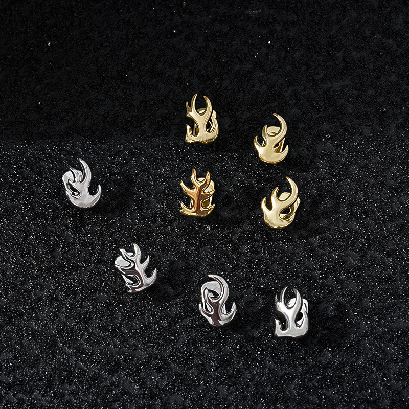2024 New Halloween cross-border hip-hop braces from Europe and America, smooth teeth grillz Flame Teeth details Picture