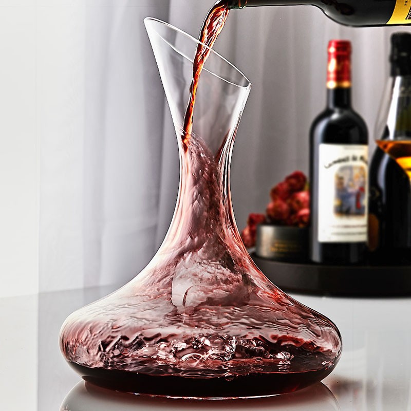 Wholesale household grape bottom slanted decanter, commercial thickened glass quick wine divider, red wine and spirits wine divider pot full figure