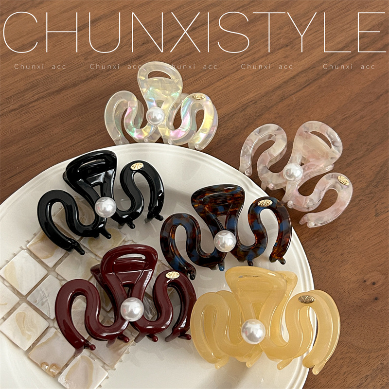 YD Korean-style pearl bow hair clip for women, 2025 new style, shark clip on the back of the head, acetate board hair clamp headwear Specification drawing