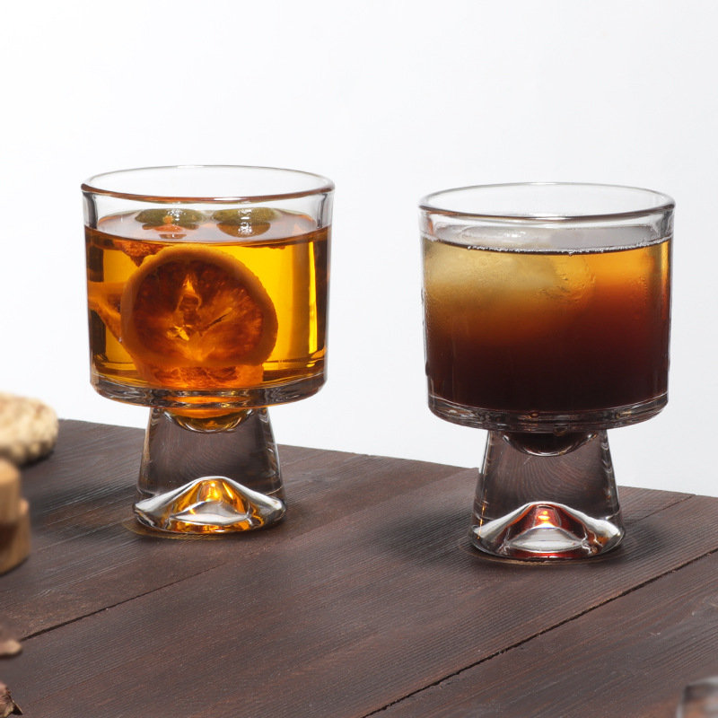 Wholesale of Japanese snow-capped mountain bottom glass cups, high-appearance-level coffee cups, household juice cups, milk cups, and high-legged ice cream cups Application Scenario