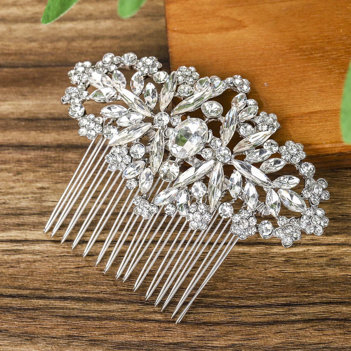 European and American style simple hair comb, alloy rhinestone jewelry, fashionable, luxurious and grand bride headwear, wedding crystal jewelry Specification drawing