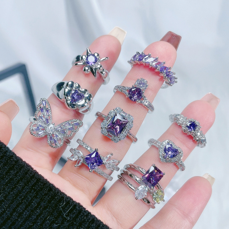 A light luxury purple diamond zircon open ring with a versatile and elegant style. It features a niche design for women, an ins unique and fashionable sweet and cool ring Specification drawing