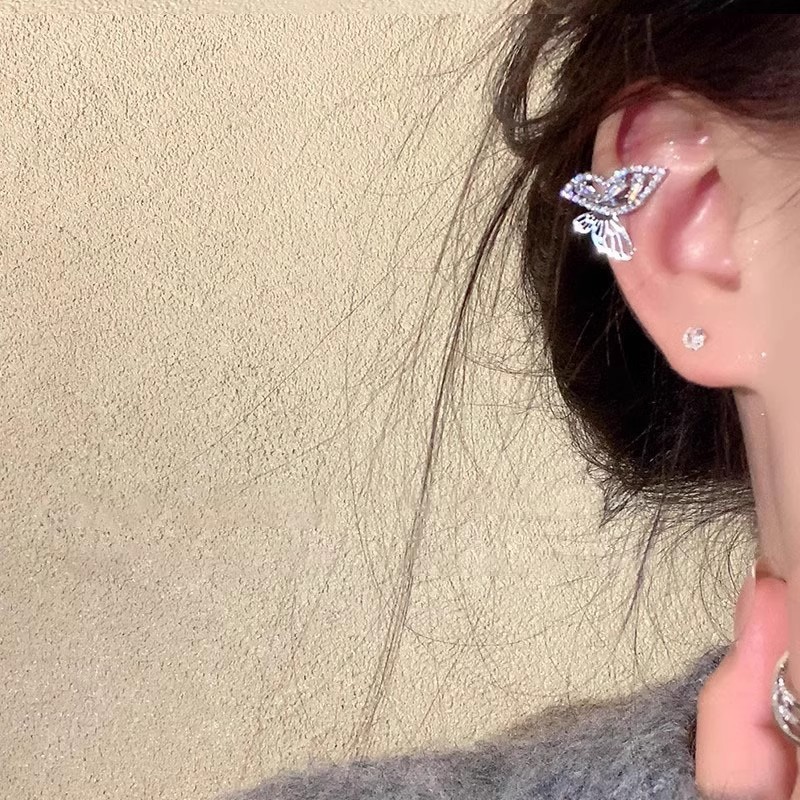 Super fairy-like full-diamond zircon hollowed-out butterfly earrings for women, a new style of high-end and elegant ear bone clip fairy earrings in 2025 Application Scenario