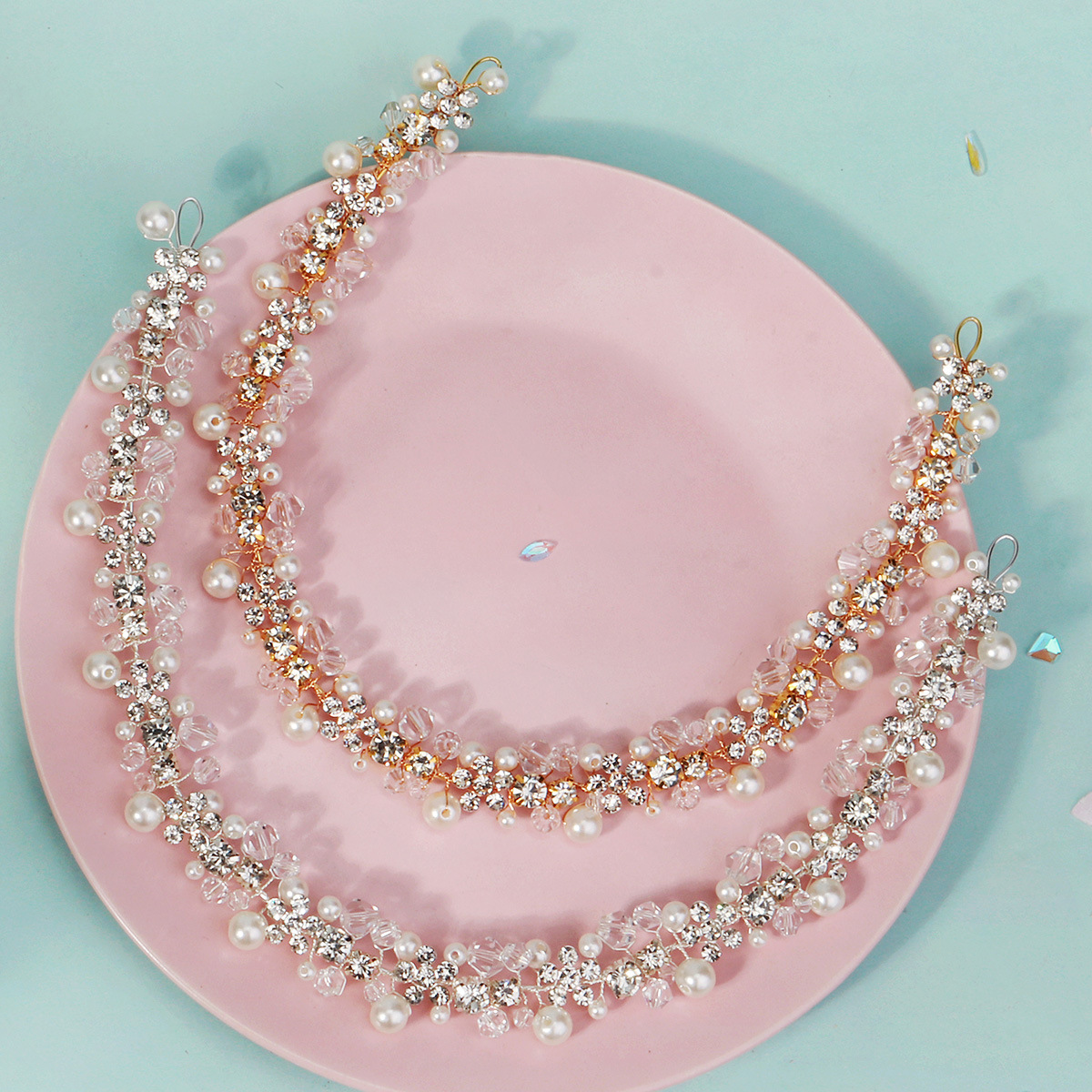 Korean-style bride water diamond pearl headband, heavy beaded headband, forest-themed flower headband, children's performance photo headwear details Picture