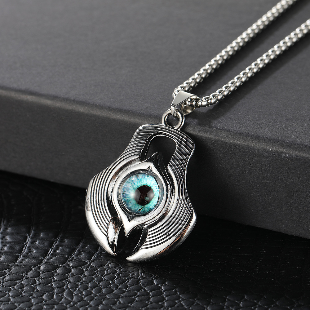 New European and American retro Devil's Eye necklace, unique and powerful blue eye Evil hand pendant sweater chain wholesale Specification drawing