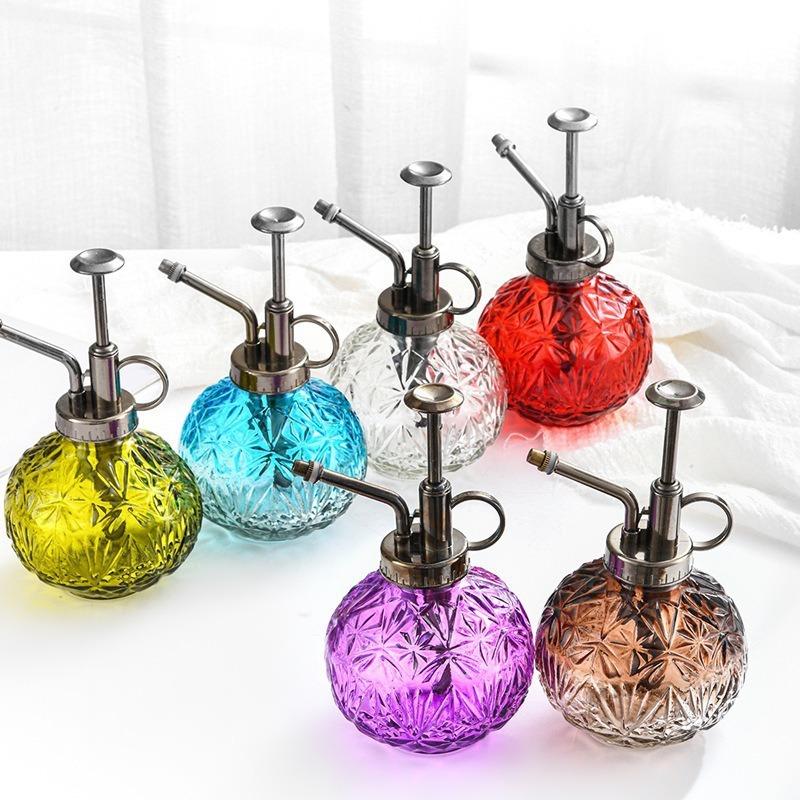 Retro glass spray bottle, creative transparent diamond-shaped watering pot, succulent potted watering pot, indoor gardening tools wholesale full figure