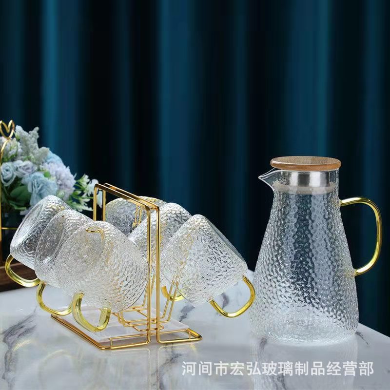 Household cold water kettle and cup set, large glass capacity cold water kettle, office and living room water cup set, boiling teapot Application Scenario