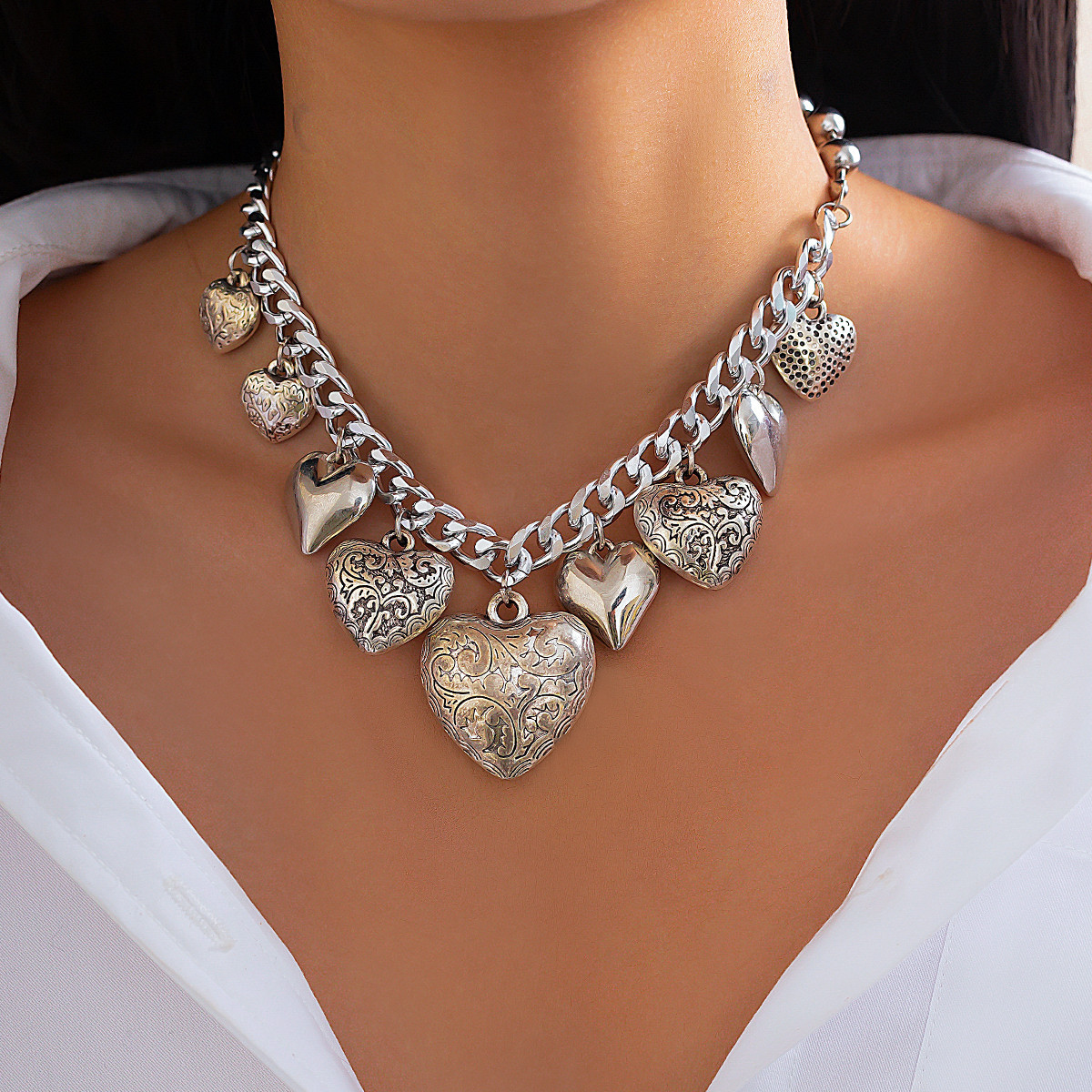 European and American cross-border accessories punk print heart pendant collarbone chain personalized metallic feel Necklace set Specification drawing
