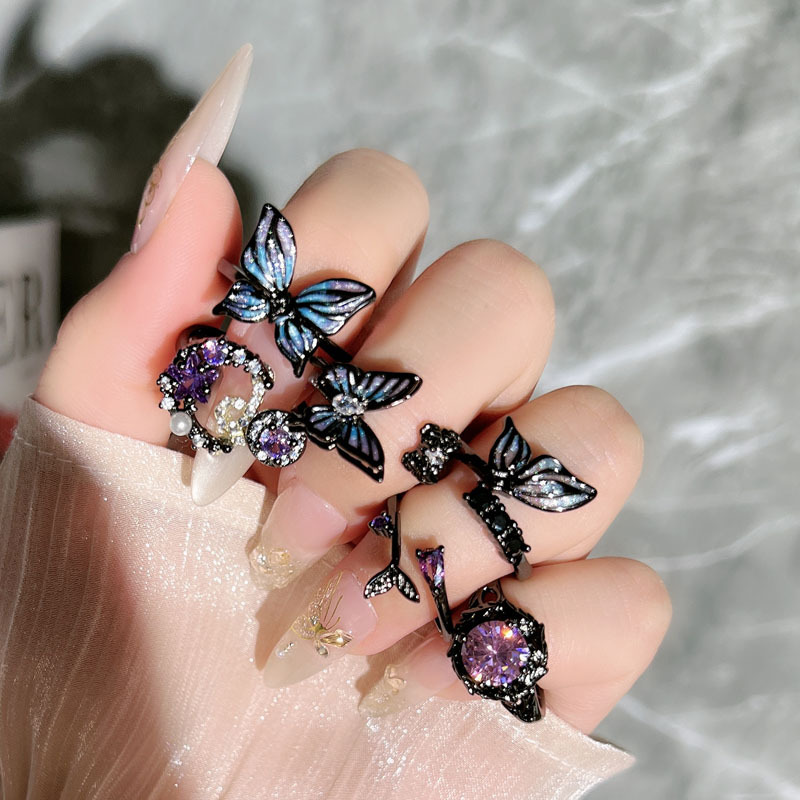 Cross-border, unique, cool, dark butterfly opening ring, gender-neutral, niche punk star and moon purple diamond fashion ring details Picture