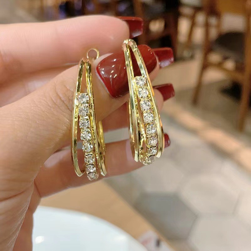 European and American fashionable and elegant geometric ear rings, ladylike style earrings, women's light luxury and high-end feel, versatile, cold style earrings trend Specification drawing