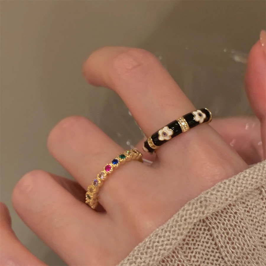 French retro colored zircon black drip glaze flower ring, a unique and high-end female, versatile and exquisite open ring Specification drawing