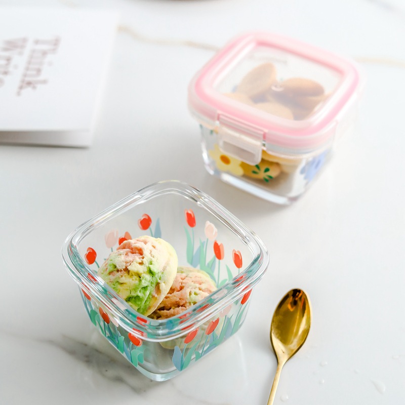 Bird's nest and peach gum portioned, sealed box, glass bottle with lid, portable household mini fresh-keeping box, food-grade jam box details Picture